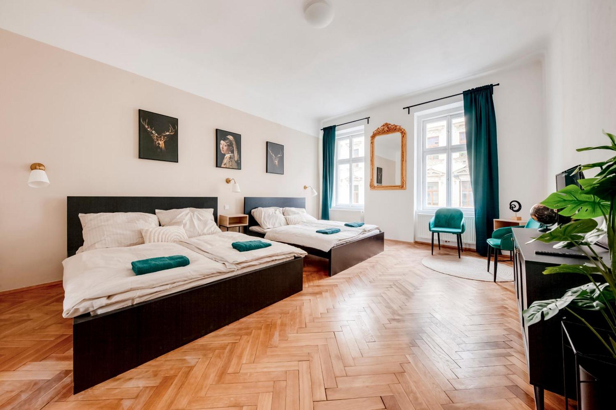 City Center Premium Apartment Praga Esterno foto